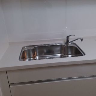リクシル製品のシステムバスやシステムキッチンの取付の画像