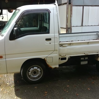 スバルサンバーSCスーパーチャージャー4WDのオートマチック車です。の画像