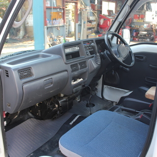 スバルサンバーSCスーパーチャージャー4WDのオートマチック車です。の画像