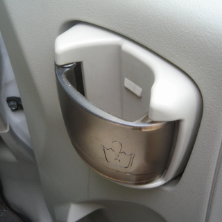 ★★　支払総額10．８万円（圏内に限り）　車名　ｅＫクラッシィ　年式　平成16年　車検２年付　走行75000キロ　★★の画像