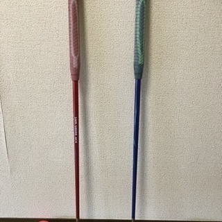 マレットゴルフ スティック 2本セット ボール ケース付きの画像