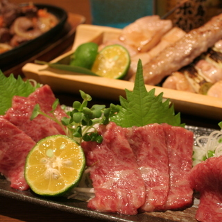 明日ご飯食べに行ける人募集！！