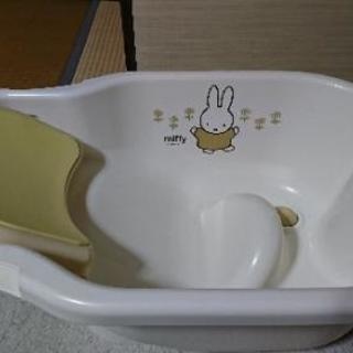 ベビーバス、ミッフィーの画像
