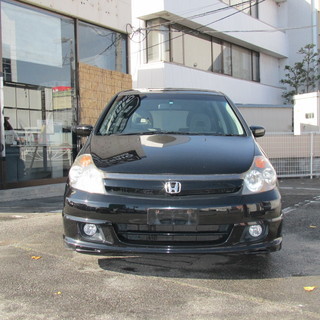 ★自社分割で車が買えます★ホンダストリーム平成15年式　ブラック　スポイラー＆社外ホイール付　３列シートの画像