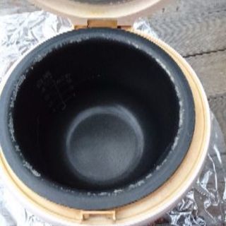 ハローキティの炊飯器の画像