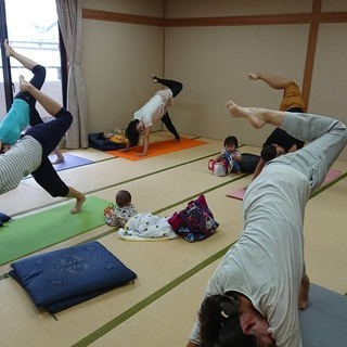 朝霞＊親子ヨガ＆手形足形アートWS＊クリスマス会