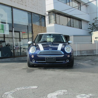 ★自社分割で車が買えます★MINICOOPER５ＭＴ ステアリング＆シフトノブオプション品の画像