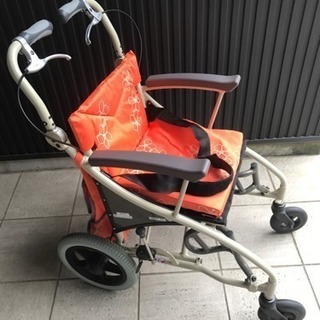 【美品】あい&ゆうき 歩行補助兼用車椅子12インチAY12-35の画像