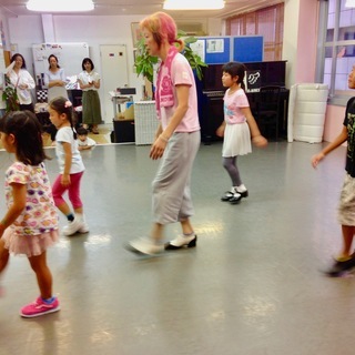 キッズタップダンス　毎週木曜日17：15〜18：15