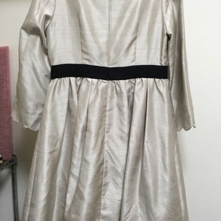 値下げしました。結婚式やパーティにいかが？ワンピースの画像