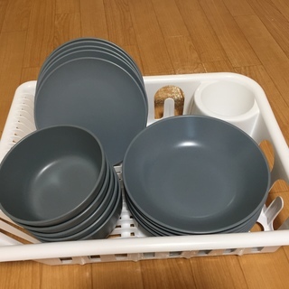 イケアIKEA ディナー食器セット　DINERA/ディネーラ　グレーブルー　中古　欠品あり　＋　水切り の画像