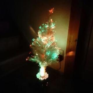 【値下げ】プーさんのクリスマスツリー  光ファイバーの画像