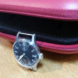 オメガ★OMEGA W.W.W. ダーティダース ミリタリー★イギリス陸軍 パイロット 手巻き腕時計　ブロードアローの画像