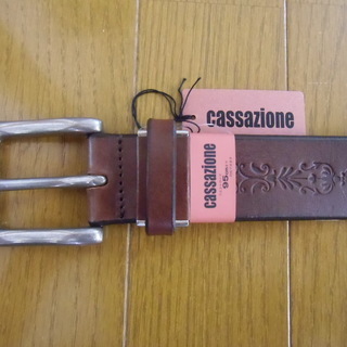 cassazione スタッズベルト（牛革）★ 新品・タグ付き➌
