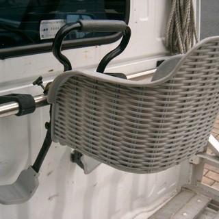 値下げ！ライトグレー前席用、OGK製子供乗せ！デッドストック在庫処分！未使用品ですが・・・の画像