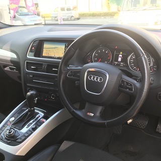 12月29日まで限定！総額124.8万円！ H22年 アウディ Q5 2.0TSFI クアトロ Sライン 車検31年4月 ワンオーナーの画像