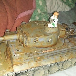 戦車のラジコン好きな初心者を含めた方いますか？ - 友達