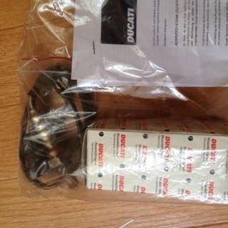 ドゥカティ パーツ 値下げしました。の画像