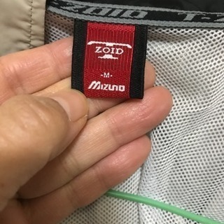 ミズノ 薄手のウインドブレーカー？ M寸の画像