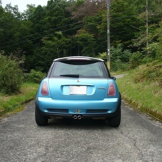 ミニクーパーS 2004年 99,000km 6MT 車検31年6月 ポータブルナビ HID ETCの画像