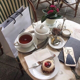 オシャレなCafe行きたい☆彡