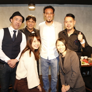 ★1名のみ採用！☆シュラスコ肉バルDIVERTA　社員＆アルバイト募集　サッカー好きなら間違いなし！の画像