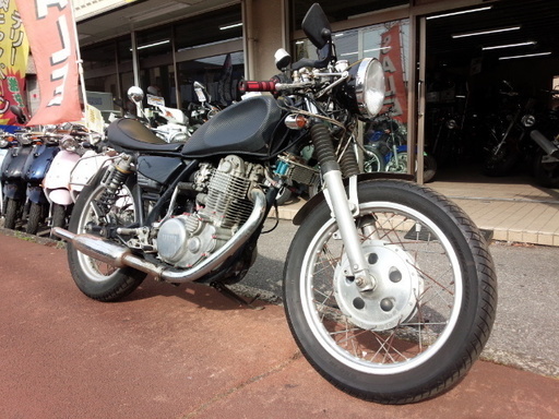 NO.2982　SR400　セパハン バックステップ オイルクーラー マフラー シート エグリタンク ライト テール 他 ☆彡