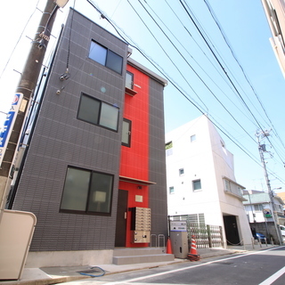池袋駅から徒歩9分　便利で多様、この街が好き