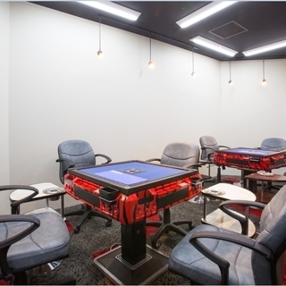 まーじゃん店、店舗拡大中につきスタッフ大募集！アルバイトから正社員まで！寮完備！の画像