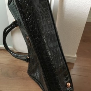 値下げ‼︎☆Folli Folli☆エナメルトートバッグの画像