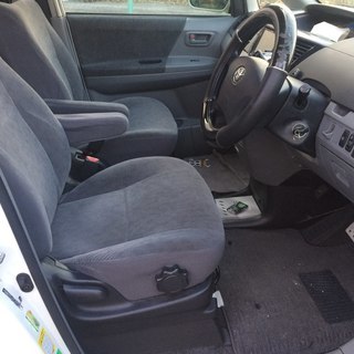 ⭐️【お買得全コミ24万円】H16 ヴォクシー★車検２年付★ナビ★後席モニター★地デジTV★の画像