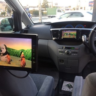 ⭐️【お買得全コミ24万円】H16 ヴォクシー★車検２年付★ナビ★後席モニター★地デジTV★の画像