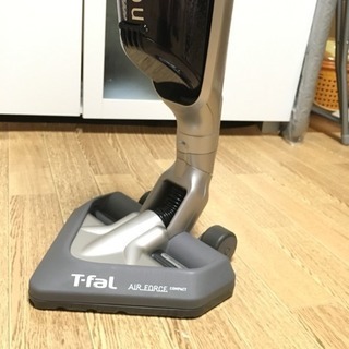 値下げ！Ｔ-ｆａｌ サイクロン式 コードレス掃除機の画像