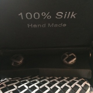 100%silk ネクタイハンカチチーフの画像