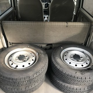 スクラム 雪道安心の4WD! 燃費走りの5MT!車検30/5まで！スタッドレス付き！の画像