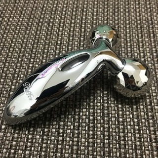 【美品】リファカラット  美顔ローラー