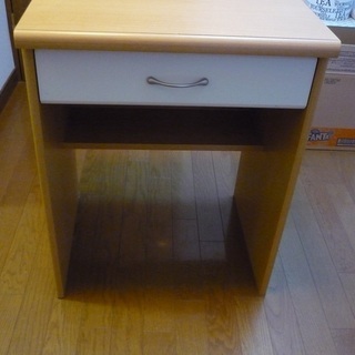 中古　鏡なしドレッサー　