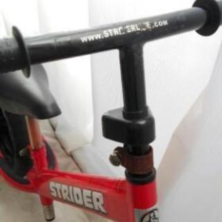 ストライダー　STRIDER  赤の画像