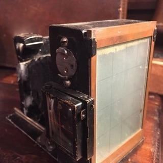 古いカメラ  オブジェの画像