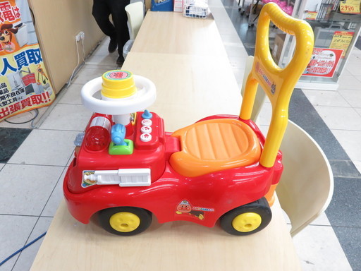 ピノキオ　アンパンマン手押し車