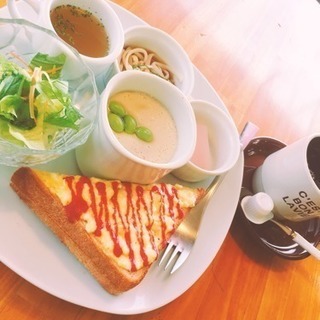 たまに入れるカフェ店員さん1名募集！(土日)の画像