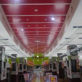 パチンコ店の清掃の画像