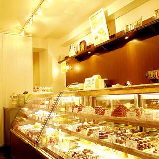 【スタッフ募集】ベルギーチョコレート販売店の画像