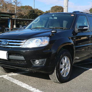 フォード　エスケープ　リミテッド　４ＷＤ　検３１年３月　本革シー...