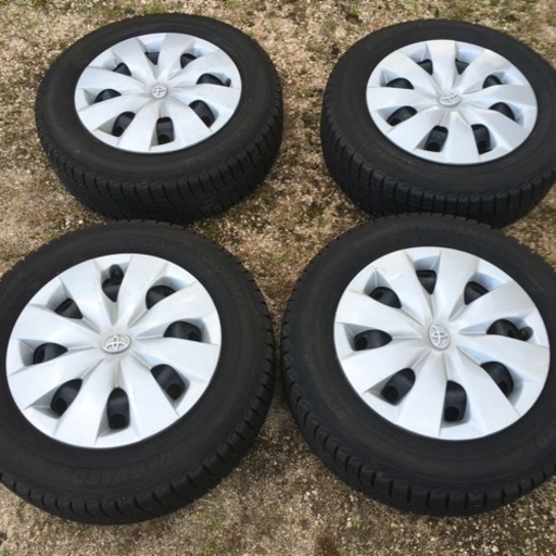 トヨタ純正スタッドレスタイヤホイール