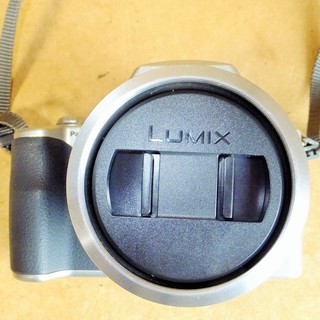 パナソニック Panasonic LUMIX DMC-FZ20 デジタルカメラ デジカメ シルバー◆ケース付の画像