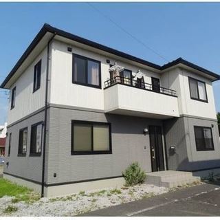 2階建て一階部分の貸事務所です。カースペース3台無料！！