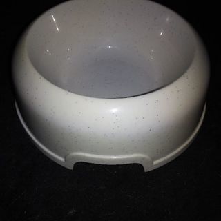 ペットの白食器（L）