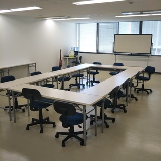 【西部エリア】介護職員初任者研修・介護福祉士実務者研修　講師募集の画像