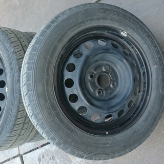値下げ！！　ｂＢ等にいかがですか？！　ダンロップ　175/65R15 ホイールタイヤセット　トヨタ純正ホイールキャップ付き！！